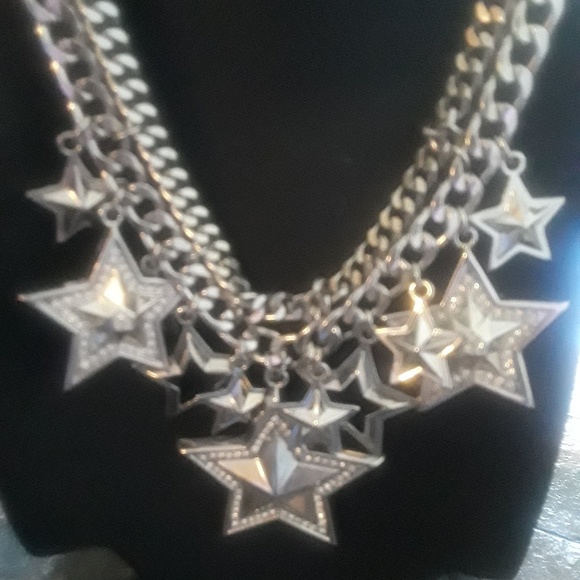 Necklace - Picture 4 of 7